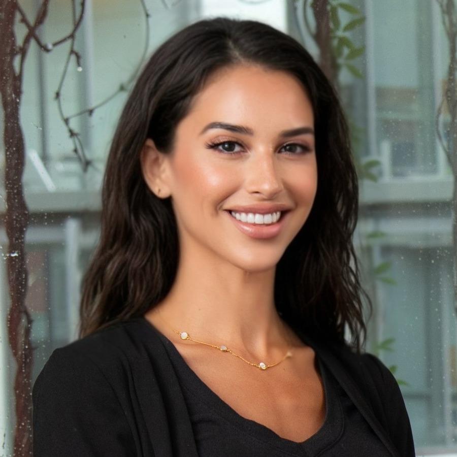 Diana Coppola, Director of Commercial Strategy, HYDR8